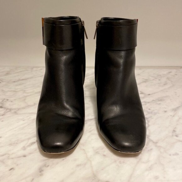 Michael Kors ‘Gloria’ Leather boots - Picture 8 of 9